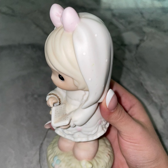 Precious Moments First Holy Communion - Picture 5 of 8